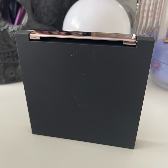 Makeup Geek Travel Vault Palette Magnetic Palette - Picture 4 of 4